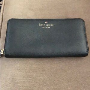 Black kate spade wallet in brand new condition